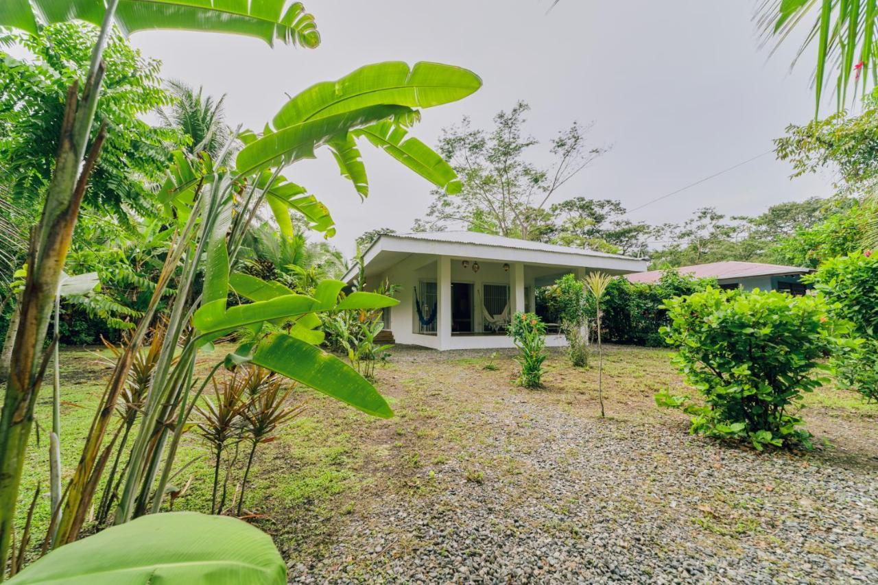 Pineapple House Manzanillo Villa Buitenkant foto
